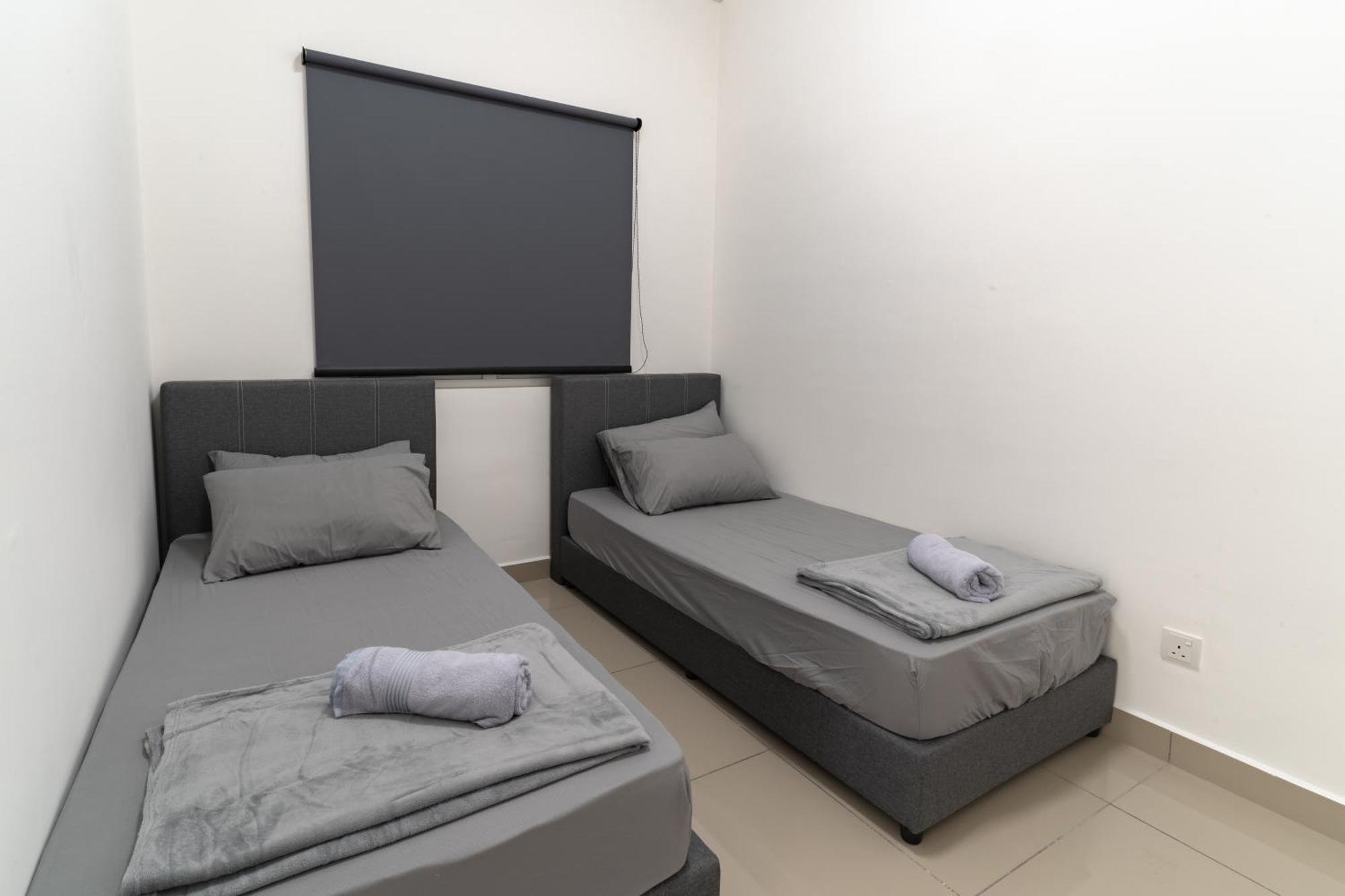 Amber Cove Impression By Dawn Free Netflix Apartment *