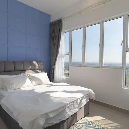Amber Cove Impression City Melaka By Dawn Stay Free Netflix Room photo