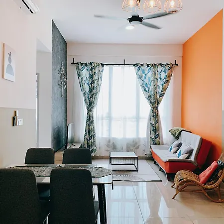 Amber Cove Impression City Melaka By Dawn Stay Free Netflix Room photo