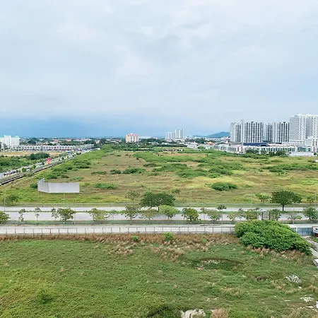 Amber Cove Impression City Melaka By Dawn Stay Free Netflix Room photo