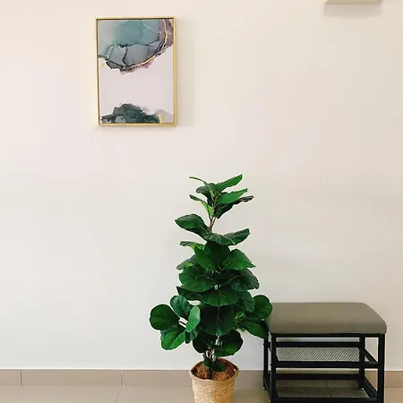 Amber Cove Impression City Melaka By Dawn Stay Free Netflix Room photo