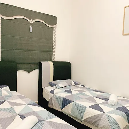 Amber Cove Impression City Melaka By Dawn Stay Free Netflix Room photo