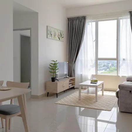 Amber Cove Impression City Melaka By Dawn Stay Free Netflix Room photo