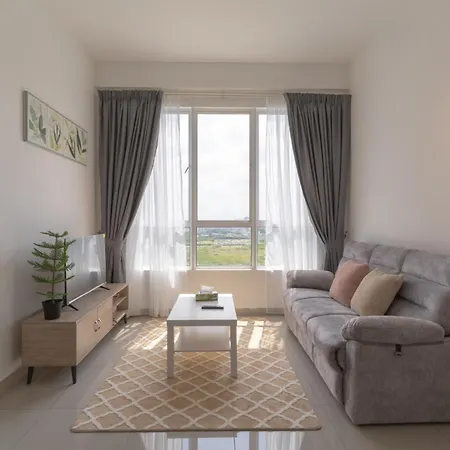 Amber Cove Impression City Melaka By Dawn Stay Free Netflix Room photo