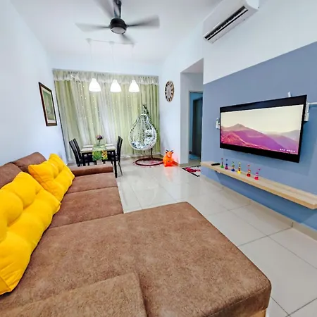 Amber Cove Impression City Melaka By Dawn Stay Free Netflix Room photo