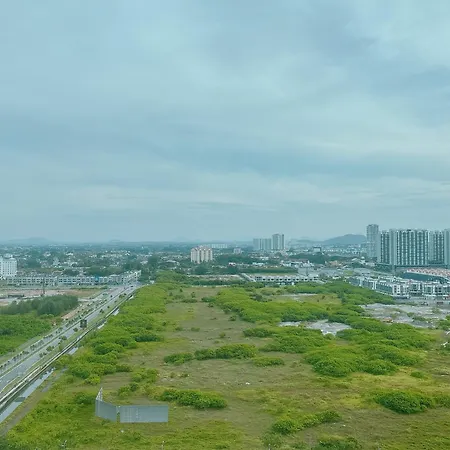 Amber Cove Impression City Melaka By Dawn Stay Free Netflix Room photo