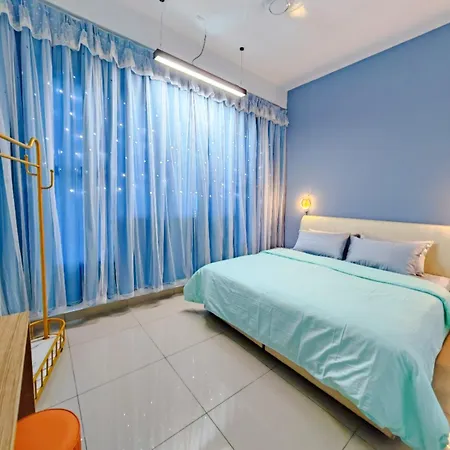 Amber Cove Impression City Melaka By Dawn Stay Free Netflix Room photo